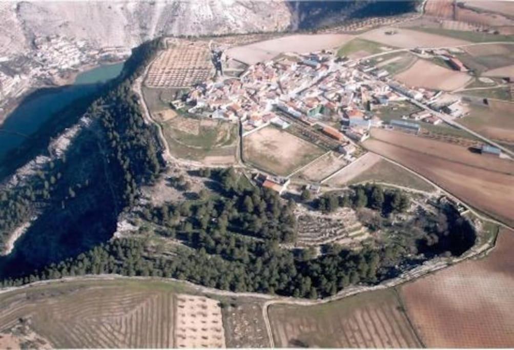 Casa Rural En Canon Rio Jucar.Lagila 阿尔卡拉德尔胡卡尔 外观 照片