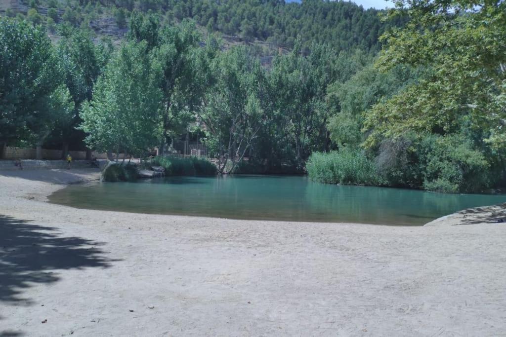 Casa Rural En Canon Rio Jucar.Lagila 阿尔卡拉德尔胡卡尔 外观 照片